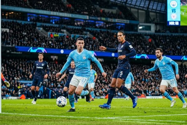 analisis taktik 'False Nine' di Liga-Liga Top Eropa tahun 2026